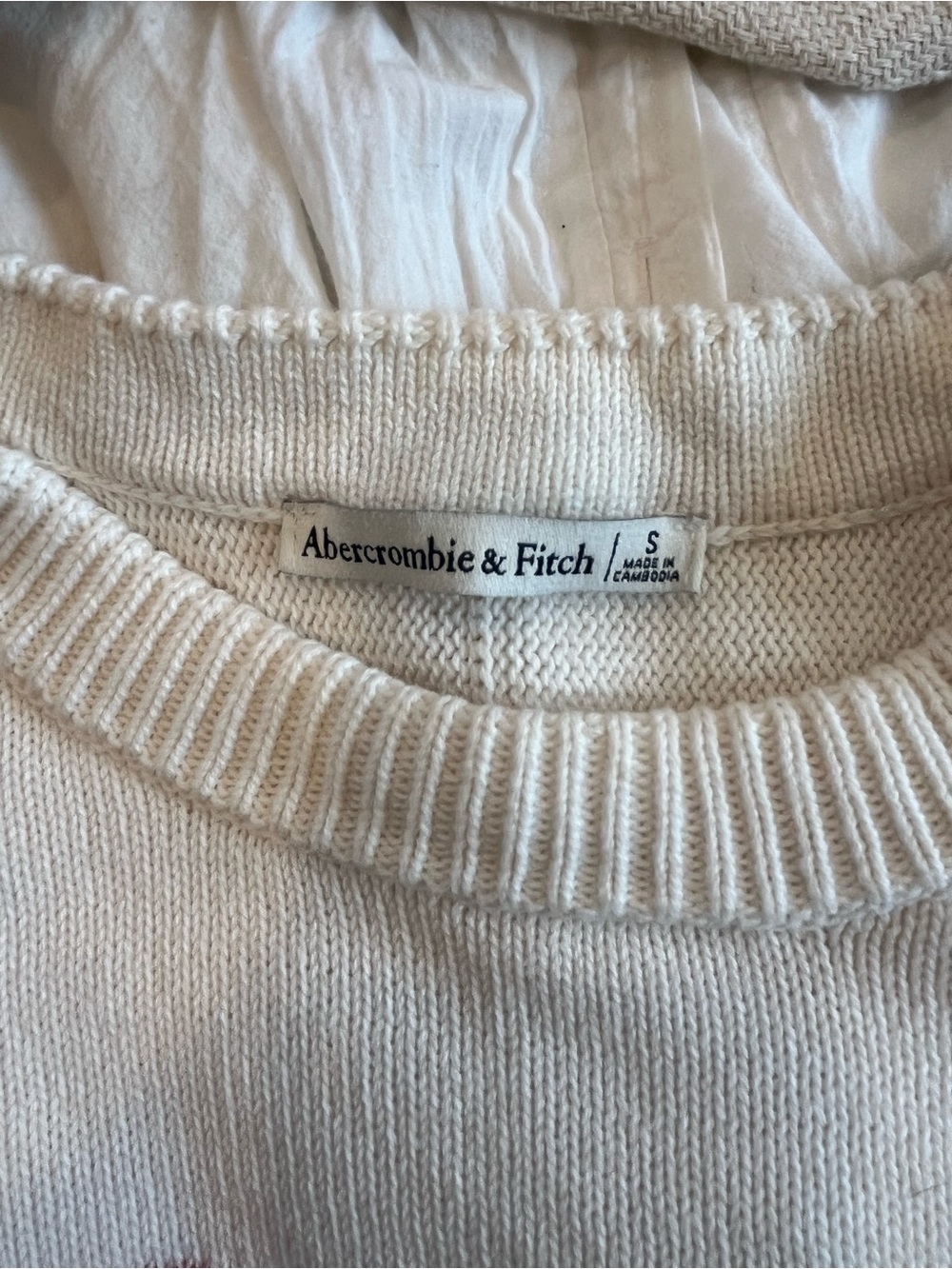 Abercrombie & Fitch Cream Short-Sleeve Knit Top with Red Crab Graphic/Decal - Picture 2 of 2